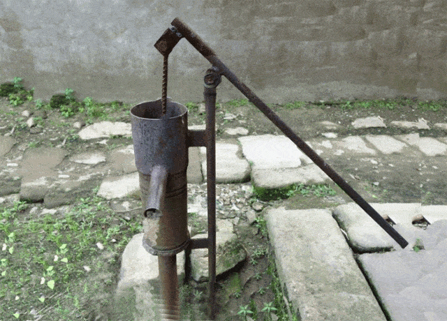 压几下水就出来了农村常用的压水井什么原理
